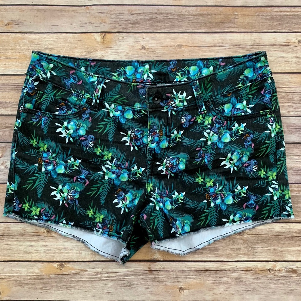 DISNEY Lilo & Stitch Hawaiian Shorts Sz 13